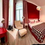 Ξενοδοχείο Regina Bed&wine