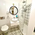 Regina Bed&wine Ξενοδοχείο Βάρνα