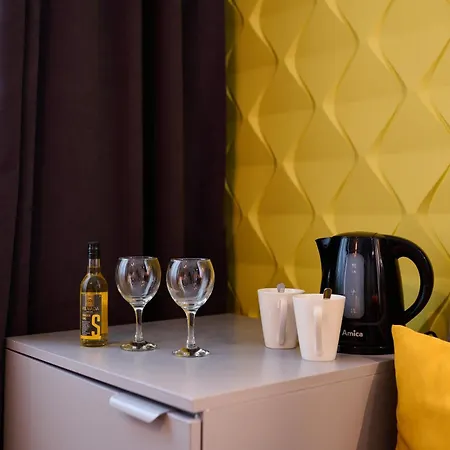 Regina Bed&wine Готель