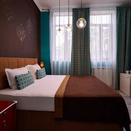 Regina Bed&wine Готель
