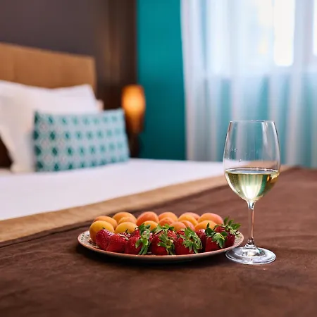 Готель Regina Bed&wine *
